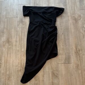 Blue Blush ASymmetrical Off The Shoulder Black Dress Size Medium